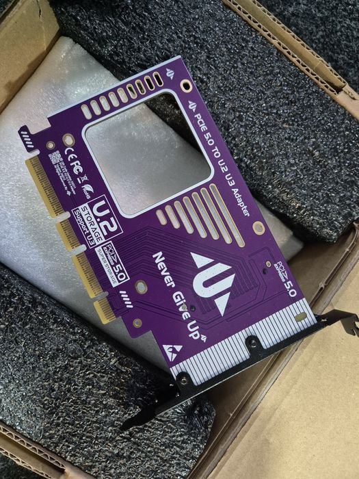 Adaptador PCIe para U.2/U.3