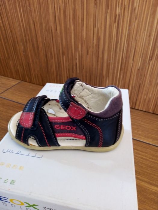 Sandałki Geox rozmiar 21
