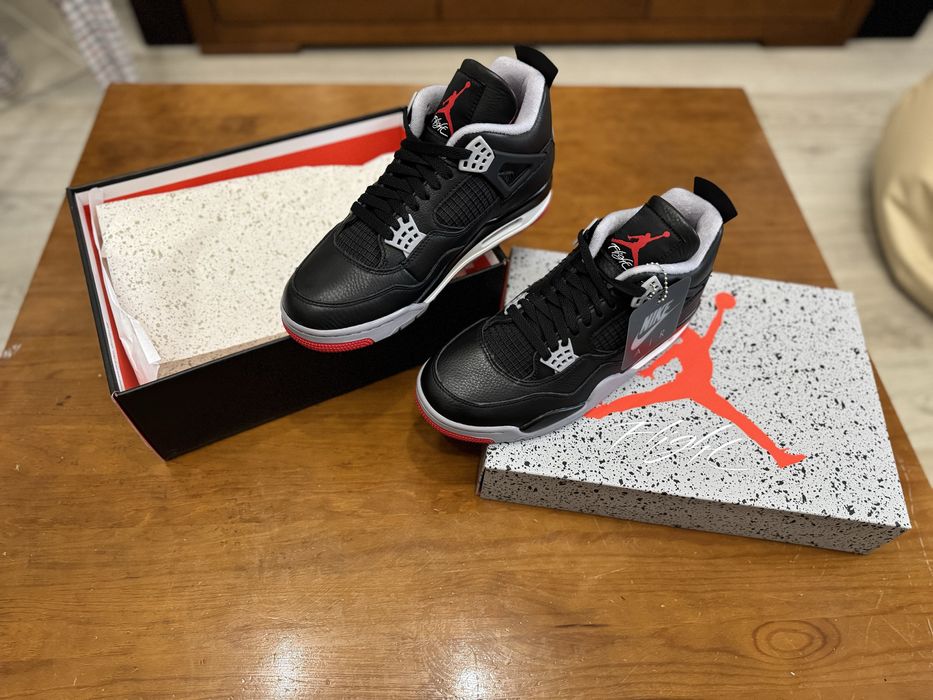 Jordan 4 Retro “Bred”