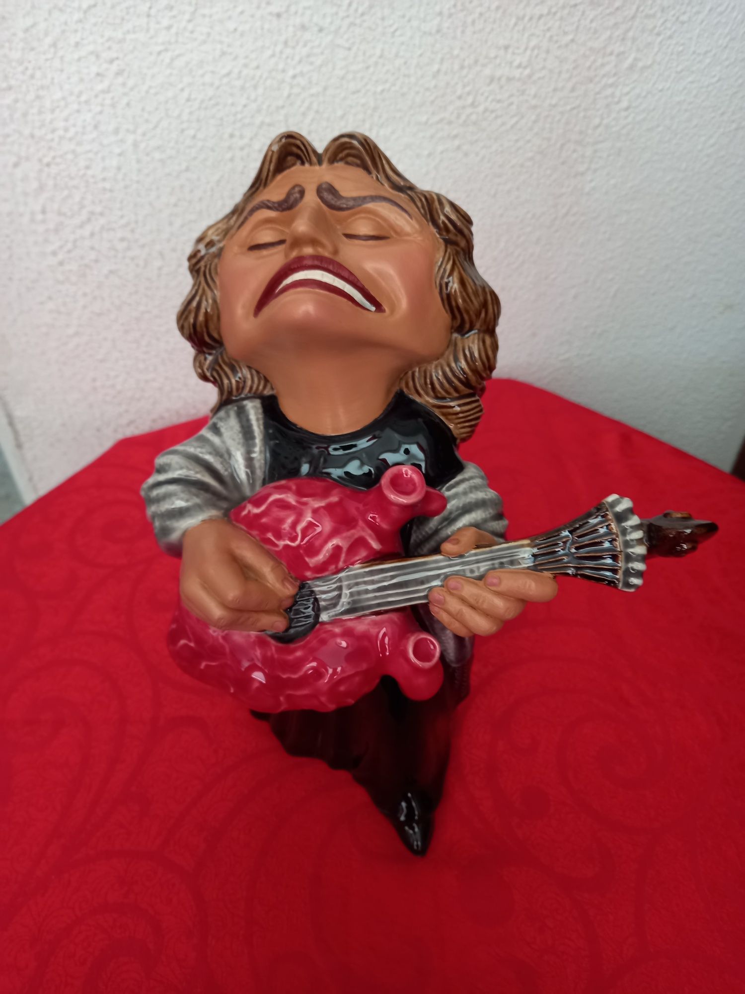 AMÁLIA ( Bordalo Pinheiro)