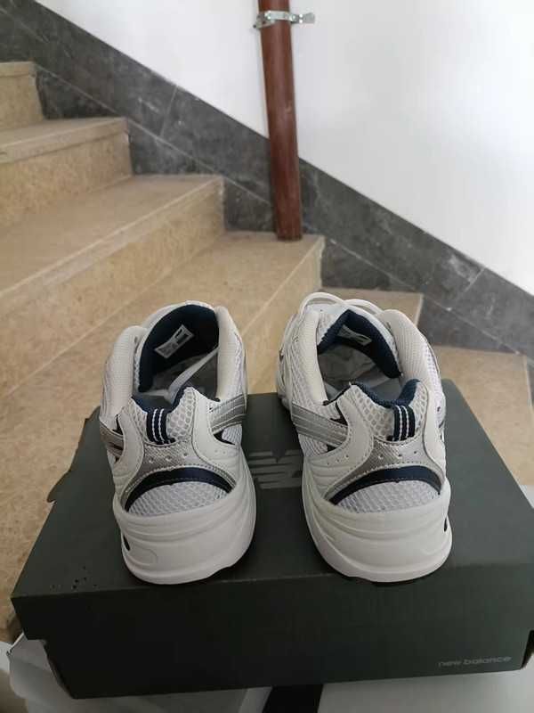530NB/white DamskieNewBalance530UnisexTrampki rozmiar. 45