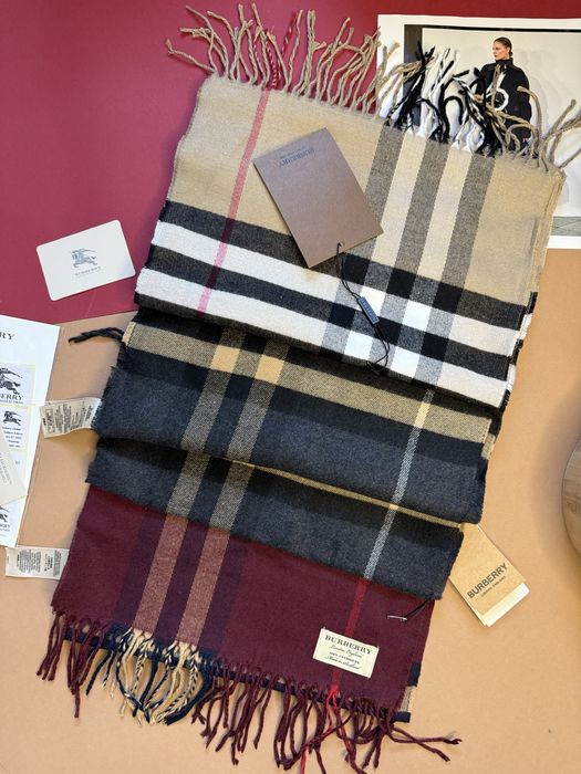 Popularny szalik w kratkę  w stylu Burberry