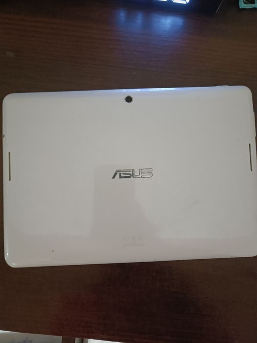 Планшет Asus K00F на запчасти