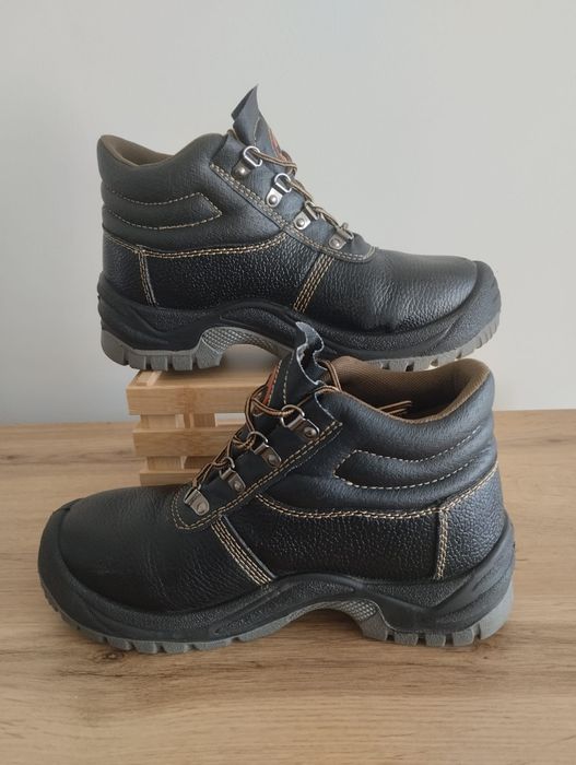 Trailers Botas Biqueira de Aço Preto EU 37
