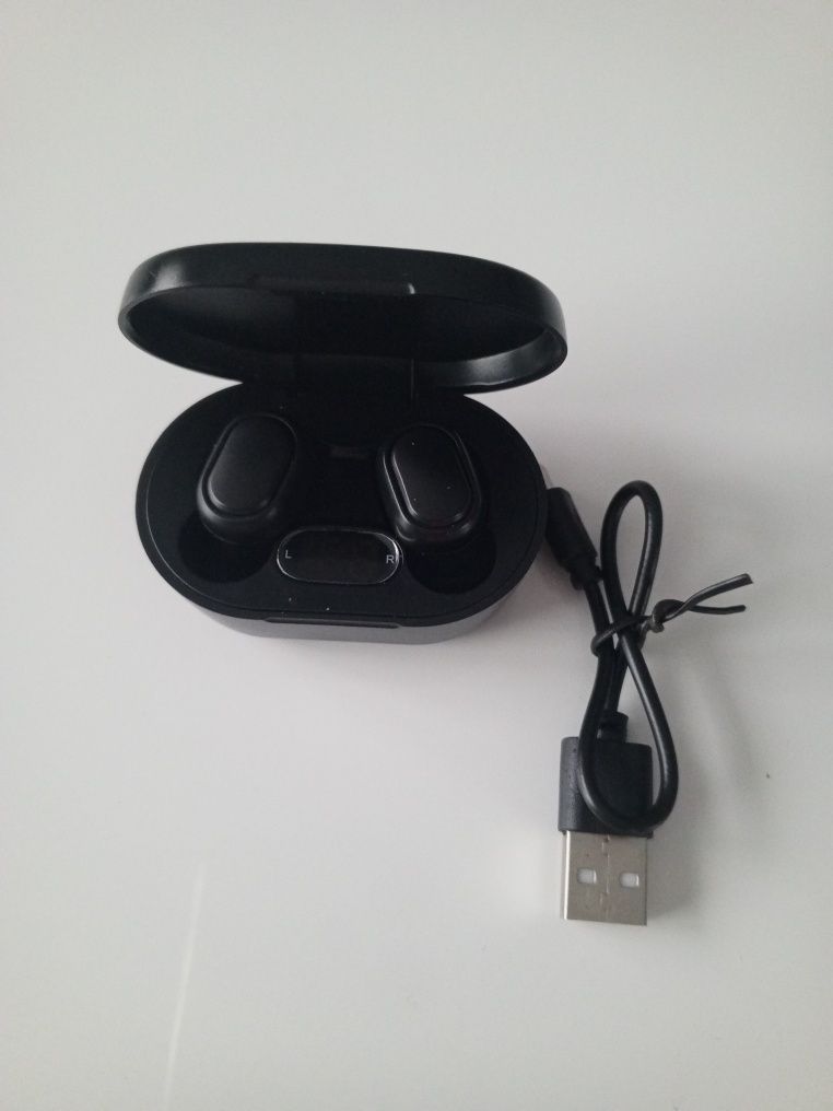 Nowe Słuchawki bezprzewodowe z powerbank