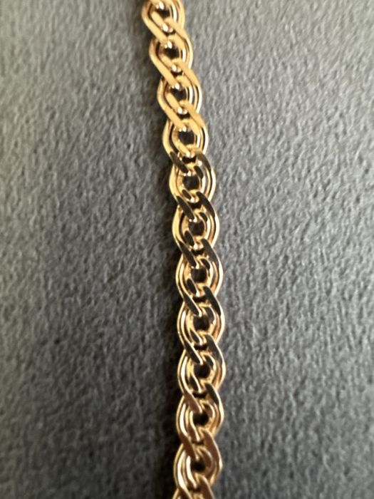 Золоті цепочки.