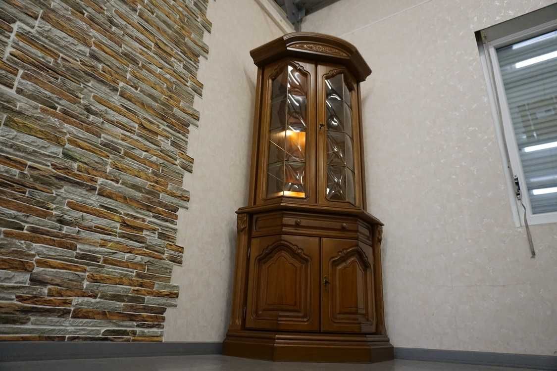 Witryna Narożna Orzech Podświetlana 65/65 cm (p-1188)