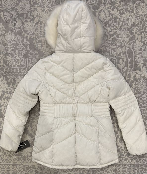 Куртка жіноча Guess S