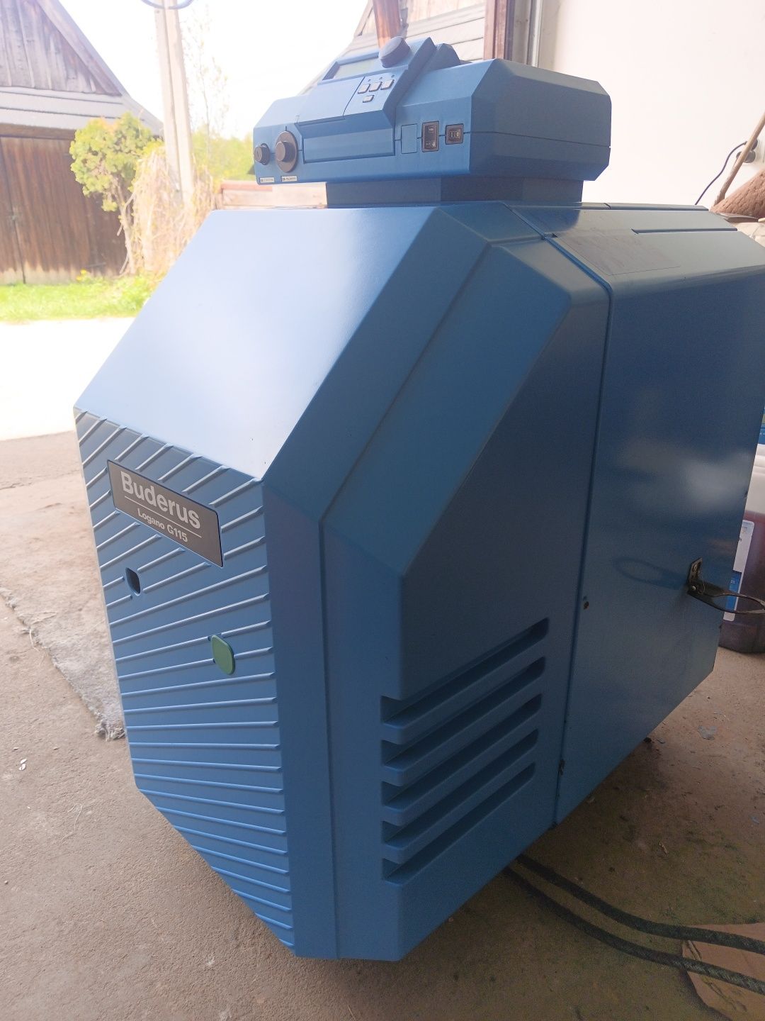 Buderus 29 kw piec olejowy na ropę