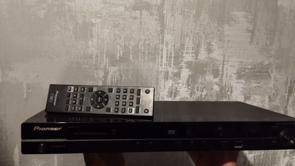 DVD плеєр Pioneer б/у
