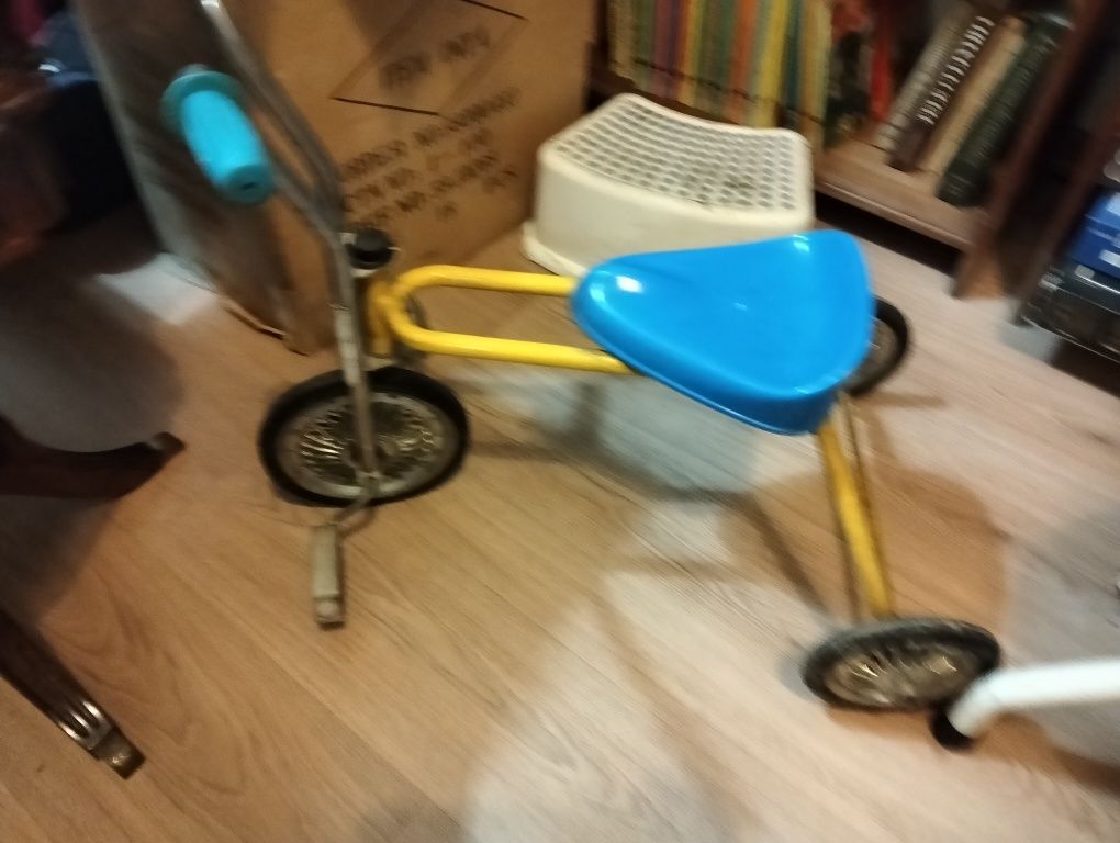 Triciclo antigo em ferro