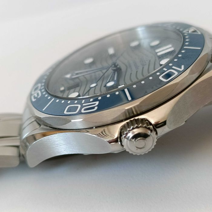 Omega Seamaster Diver 300 M