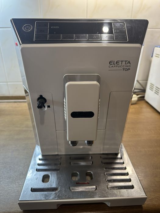 Кавомашина DeLonghi Eletta Cappuccino Top