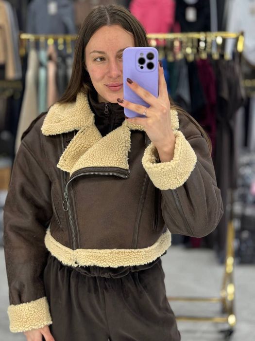 Жіноча дубльонка укорочена коричнева