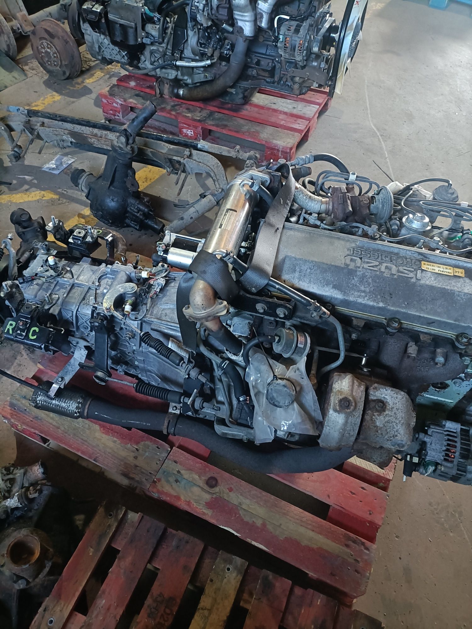 Motor Isuzu 4800 turbo 4he1