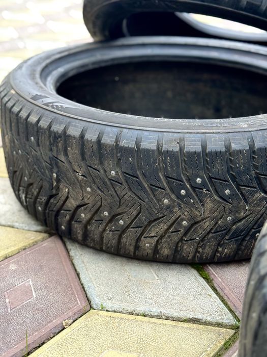 Шини зимова шипована 205/50 R17