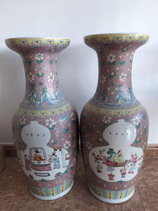 Conjunto 2 jarrões chineses