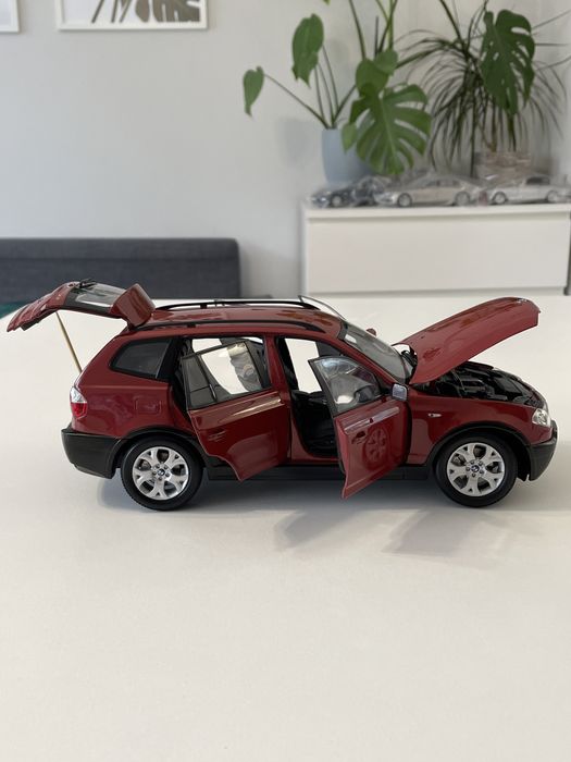 Model BMW X3 1/18 Kyosho jak Minichamps Norev 1:18 Maisto Bburago NZG