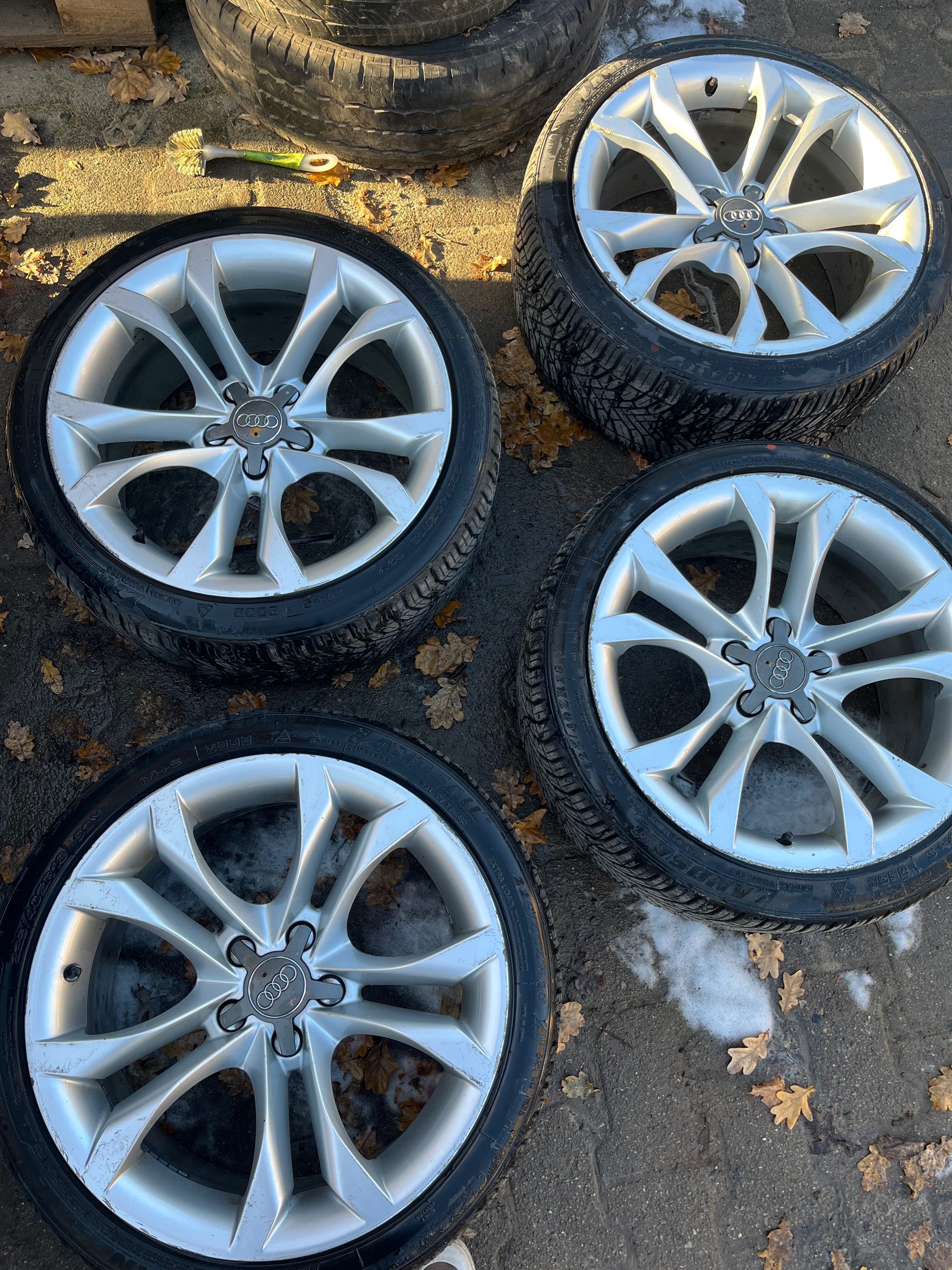 Vendo Jantes 18  Audi pneus 225/40 18 novos, Furação 5x112