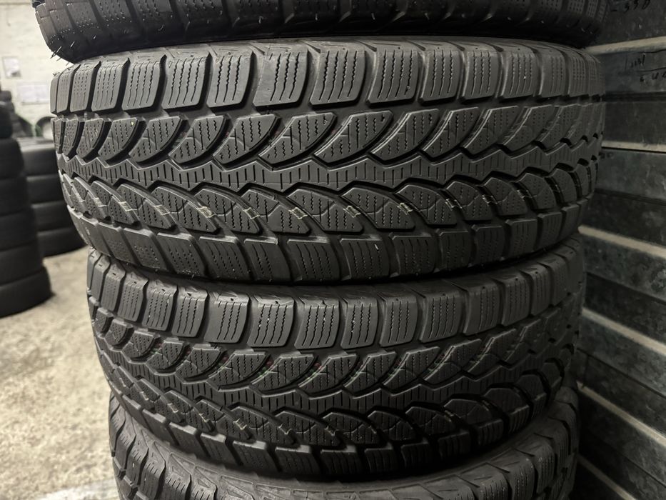 шини б.у зима 195/65 R15 Bridgestone Blizzak LM-32 склад резини