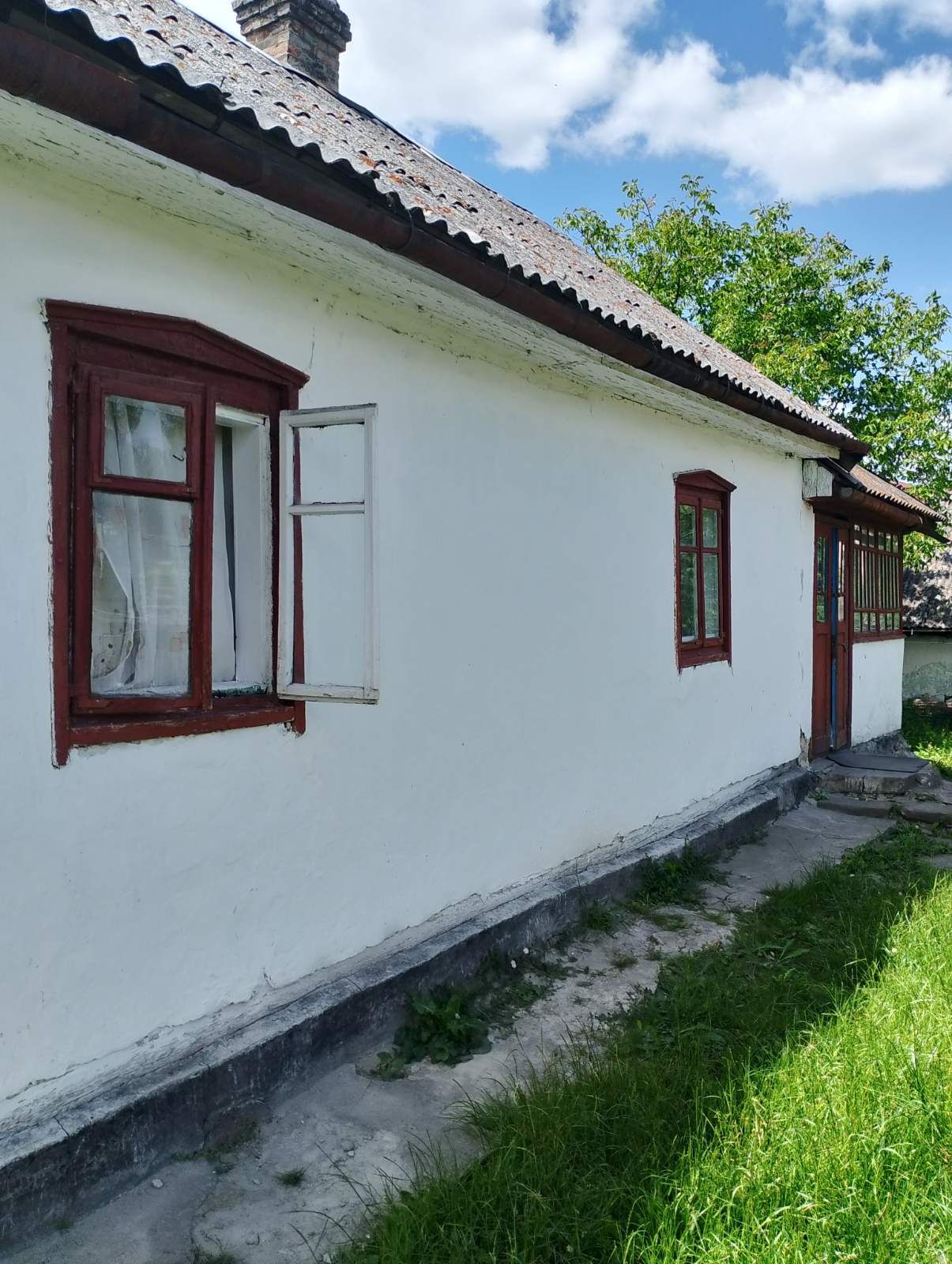 Продається житловий будинок #13 по вулиці Горинській місто Ізяслав, Хм