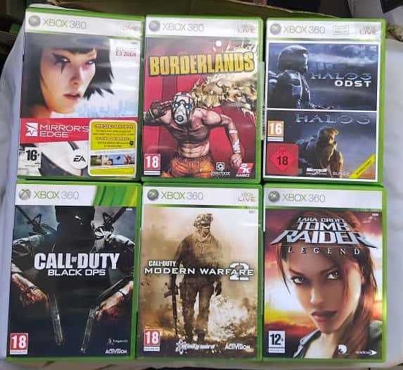 Xbox 360 Elite 120GB com comando + 40 jogos