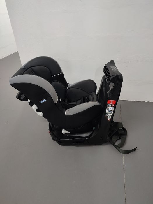 Cadeira auto giratória