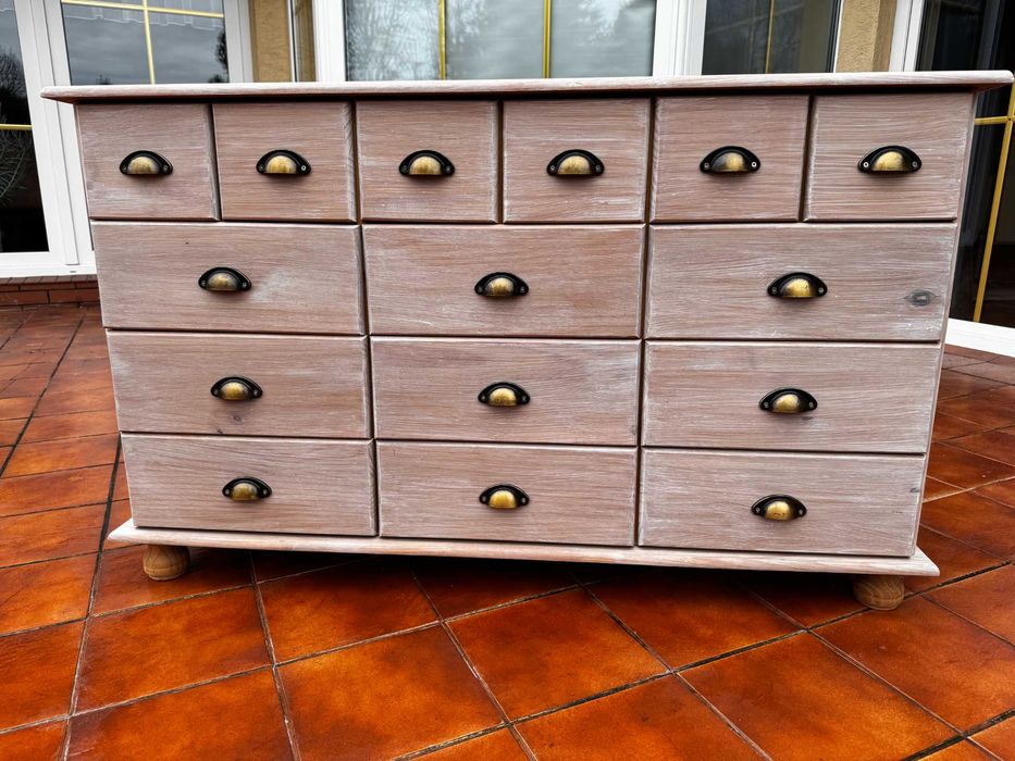 Komoda sosnowa słupek szuflady szafka szafa bieliźniarka regał drewno