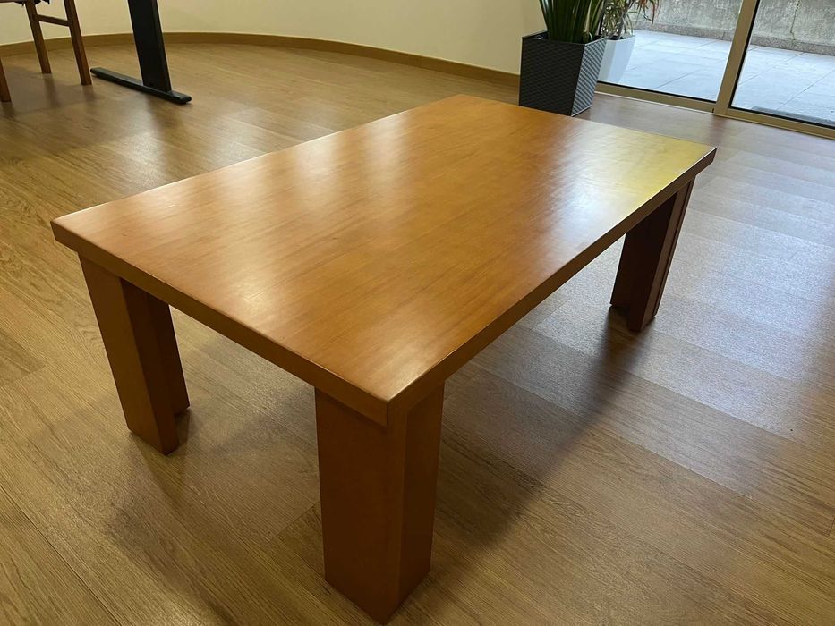 Vendo Mesa de Centro Cerejeira