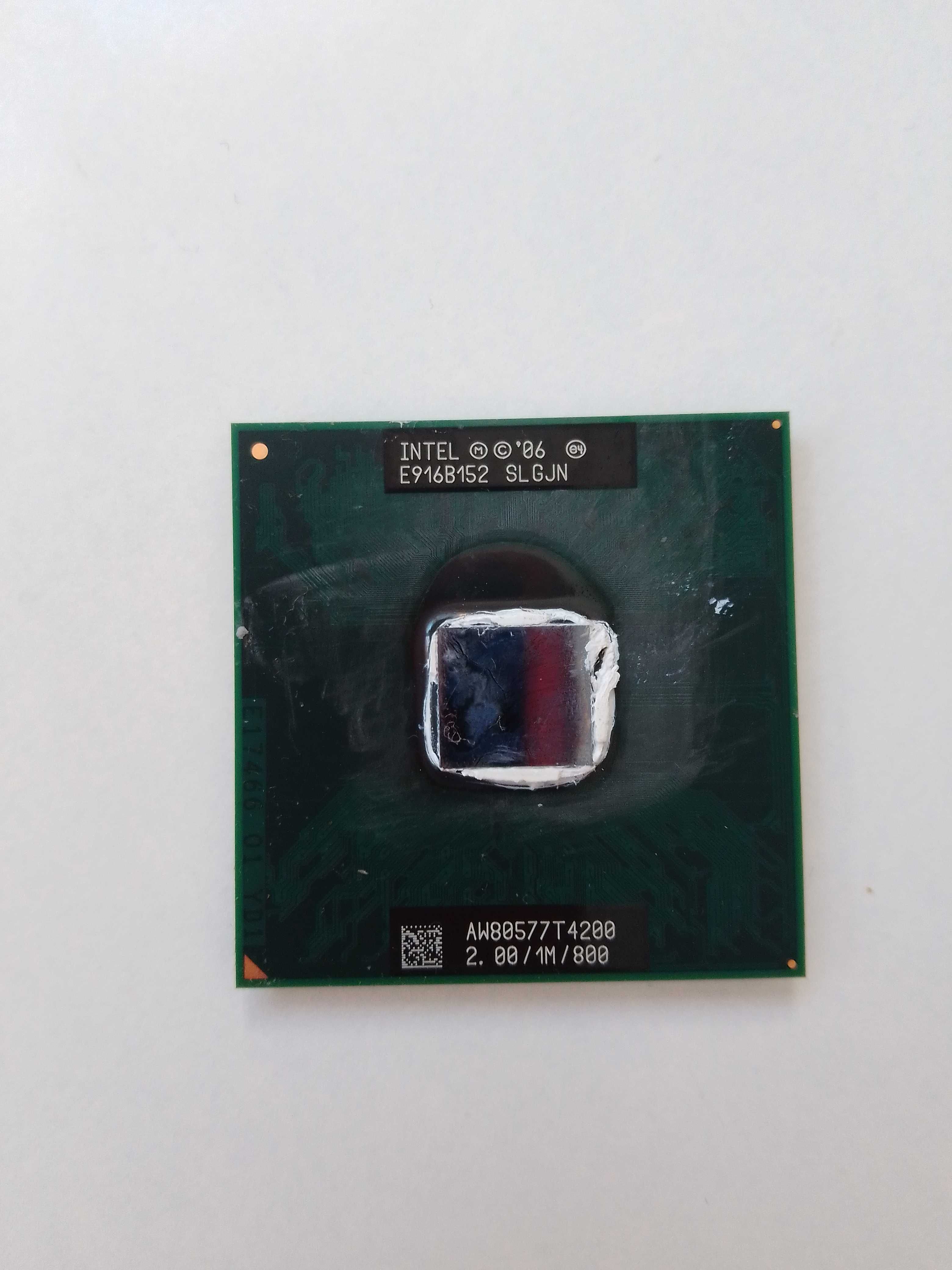 Procesor Intel '06 E916B152 SLGJN AW80577T4200 emachines E725 (002313)