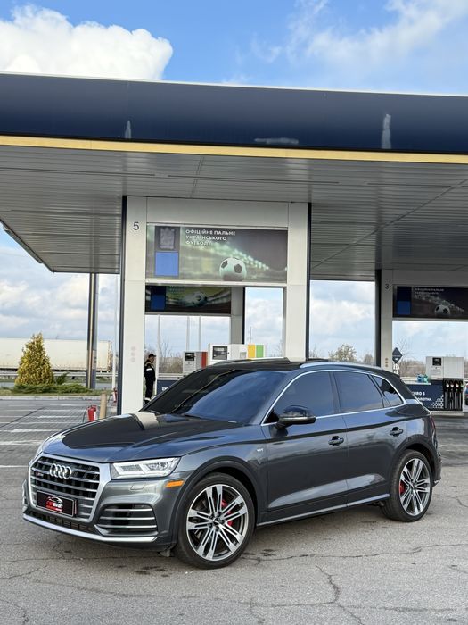 Audi SQ 5 2018 года 3.0 бензин АКПП