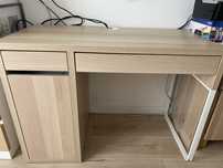 Biurko Ikea Micke imitacja dębu bejcowanego na biało