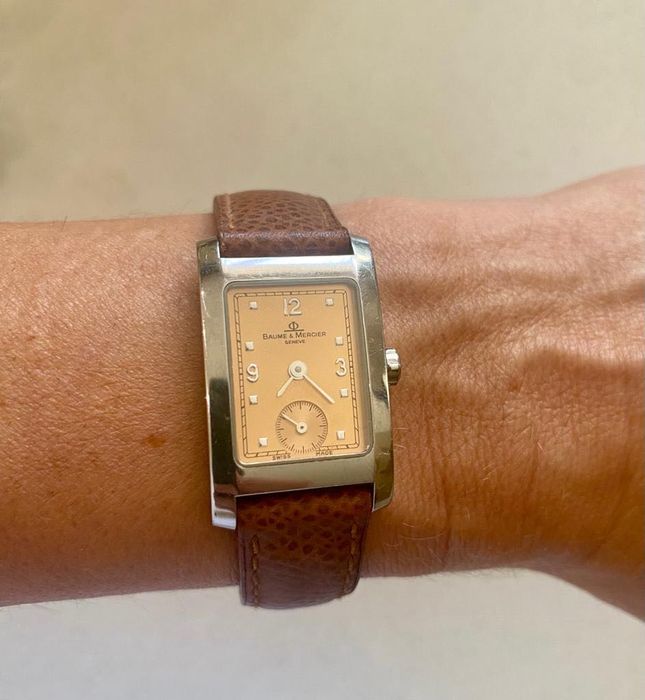 Vendo Relogio Baume & Mercier Hampton Feminino, couro deployer, safira