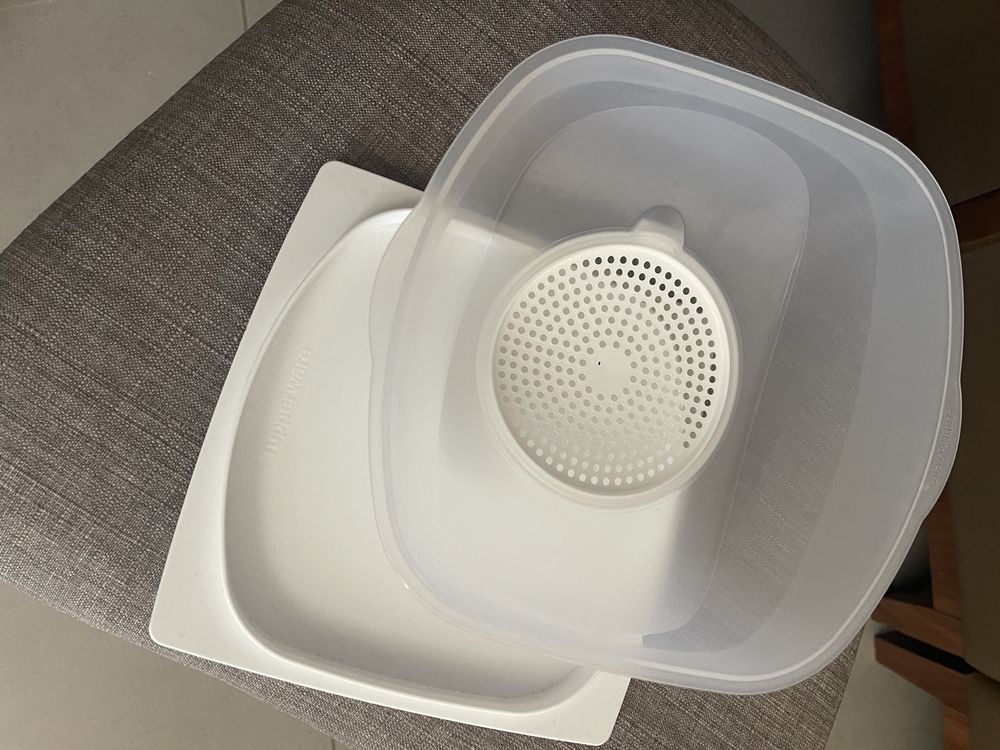 Caixa para queijos da Tupperware NOVA