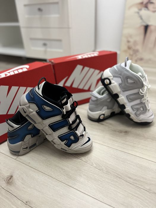Nike air more uptempo