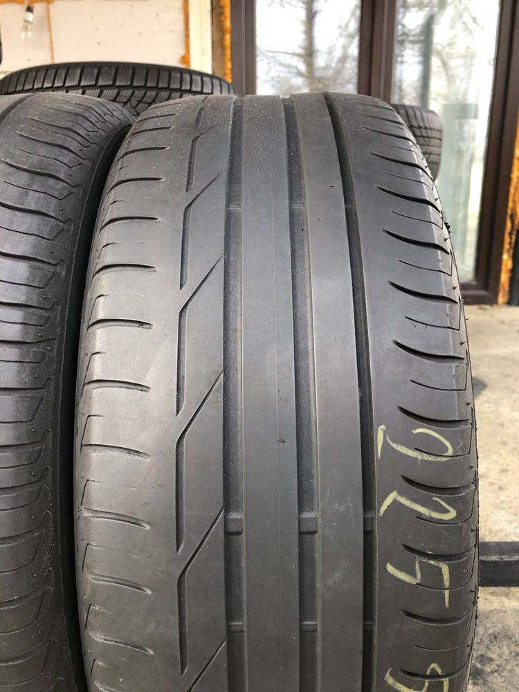 Шини Bridgestone 225/50 r18 2шт Літо Резина Скати 18-рік (1049)