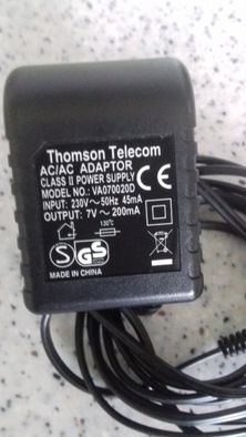Продам блок питания (зарядное устройство) Thomson Telecom.