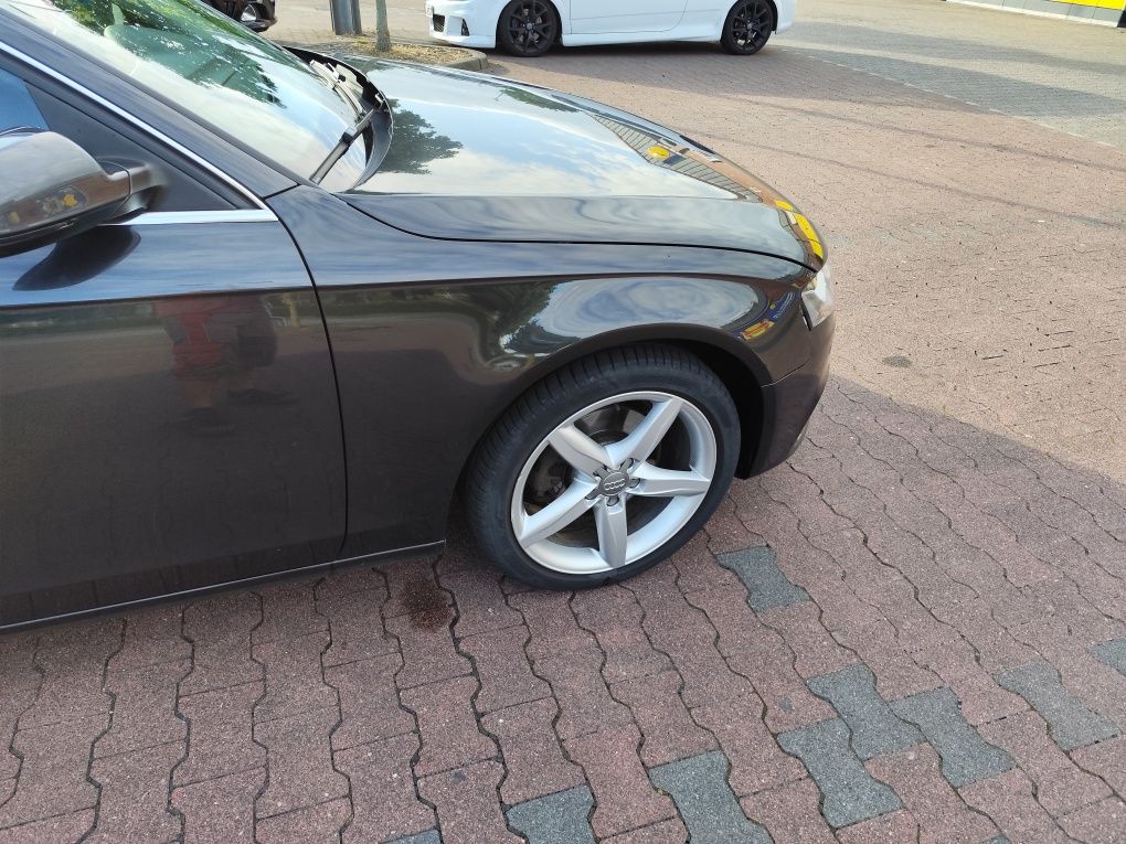 Sprzedam audi A4 b8 Avant 2.0tdi