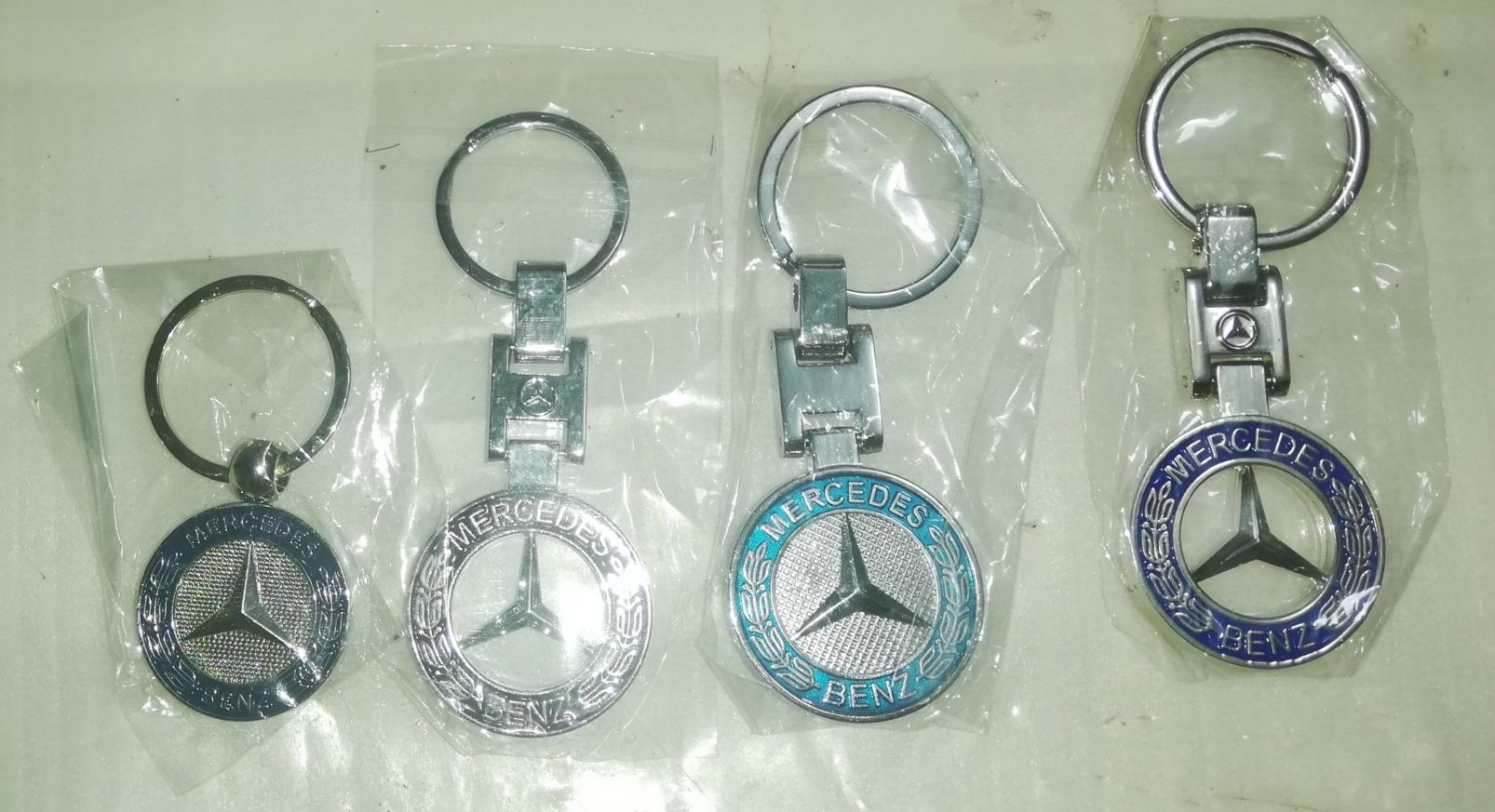 Mercedes Benz porta - chaves