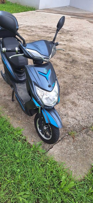 Scooter eletrica