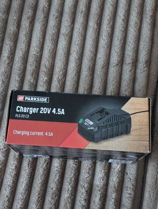 Ładowarka akumulatorów Parkside nowa 20v 4.5a