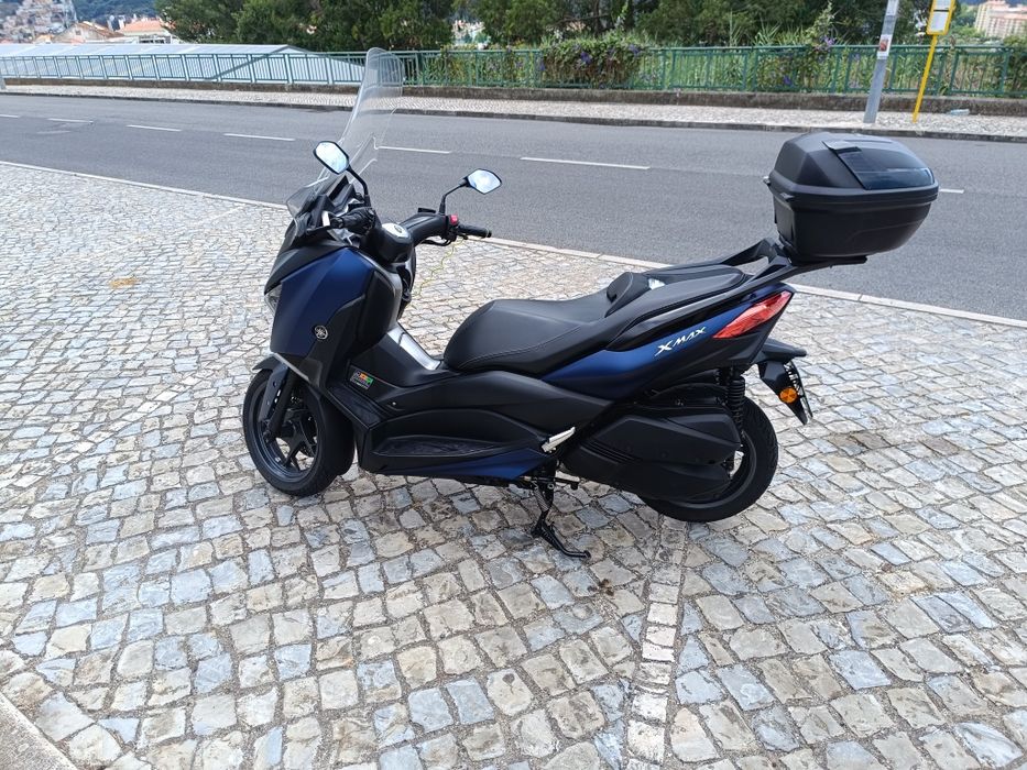Yamaha X Max 300