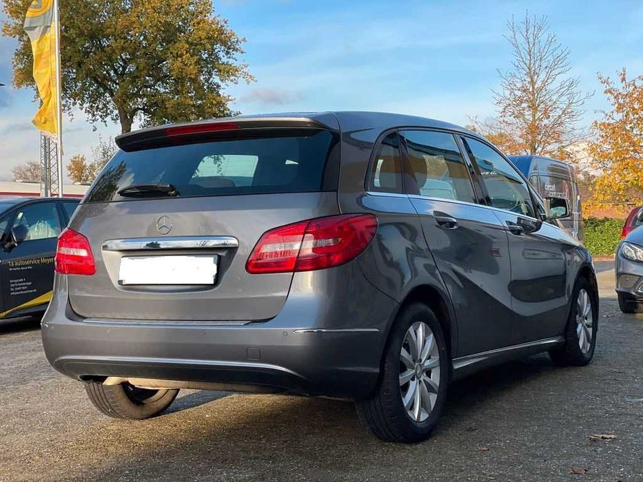 Бампер передній Mercedes W246 разборка Мерседес 246 запчастини