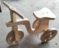 Triciclo em madeira
