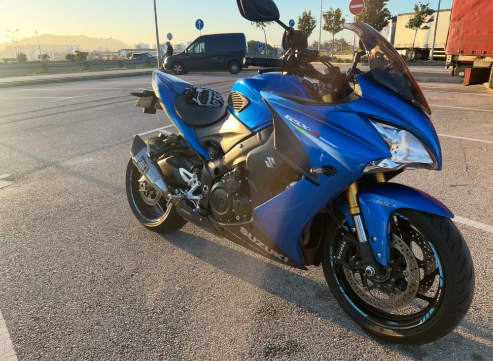 Suzuki GSX S1000F
