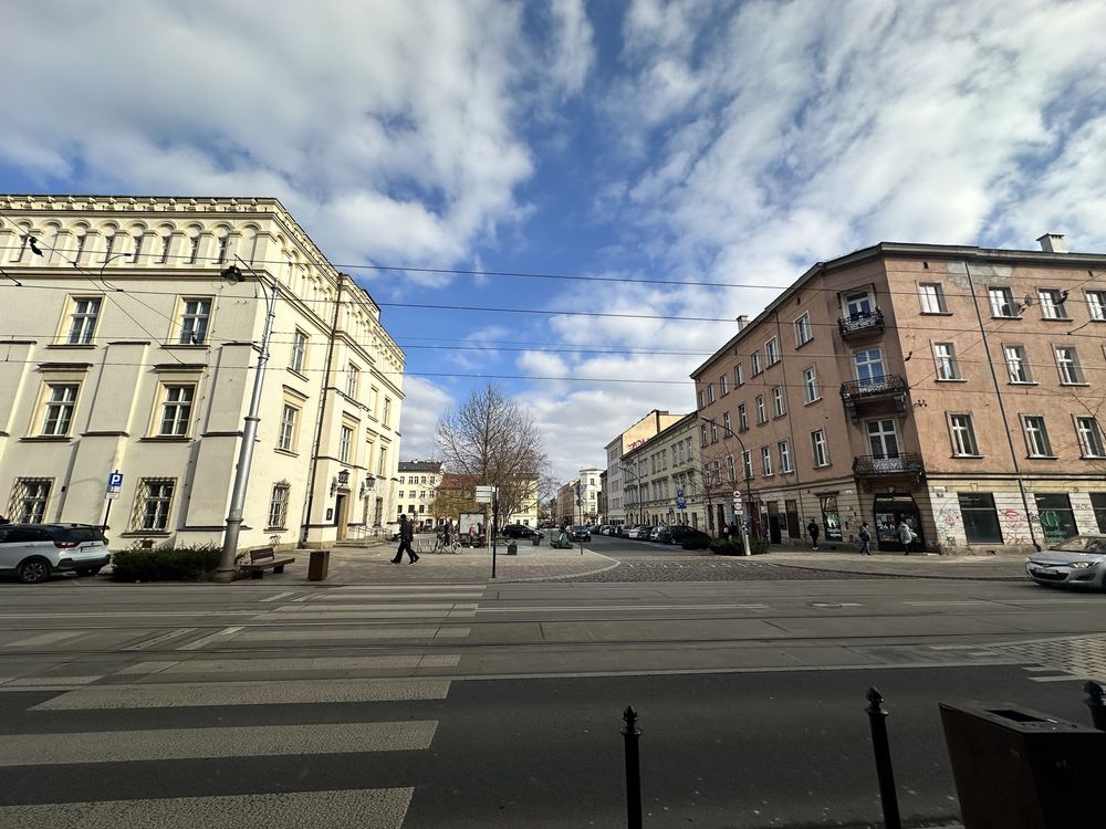 Podnajmę stanowisko kosmetyczne - Świetna lokalizacja !