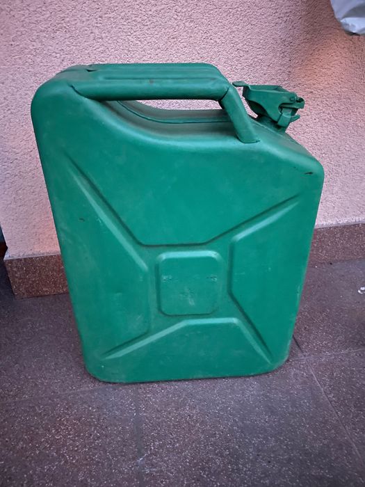 Kanister 20L używany stan b dobry