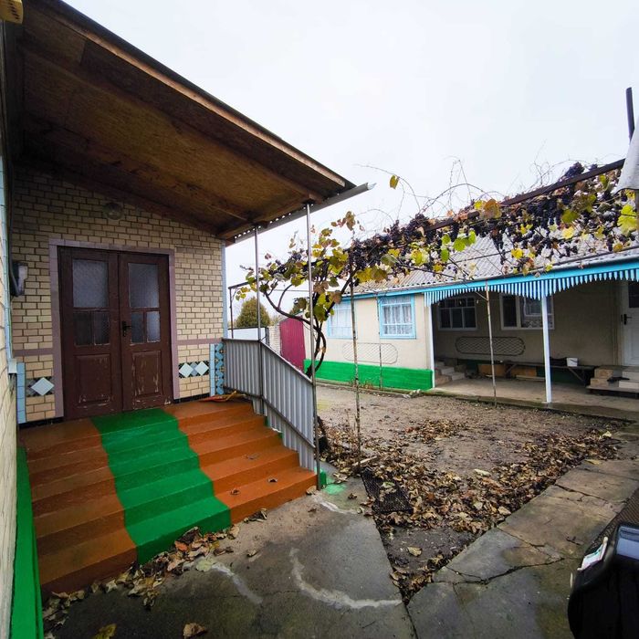 Продам будинок в мальовничому селі