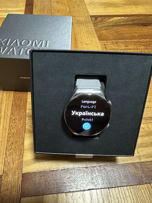 Продам смарт-годинник Xiaomi Watch S1 Silver