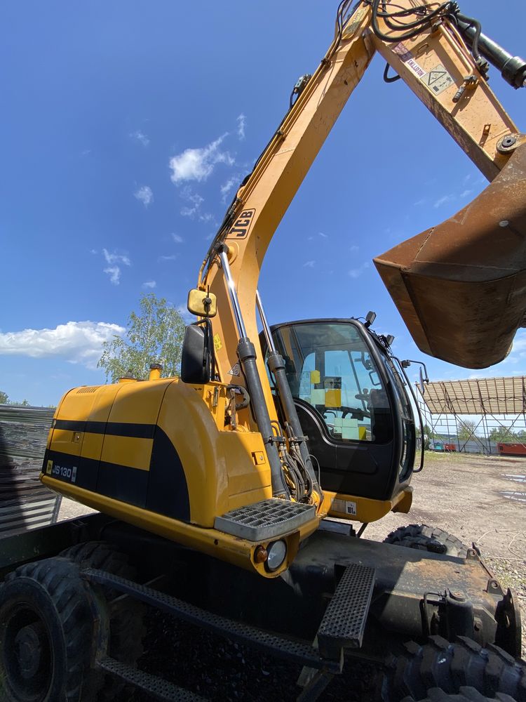 Екскаватор JCB JS 130 2009 рік.